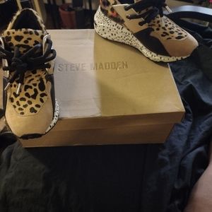 Women's Cliff animal print shoes size 6.5